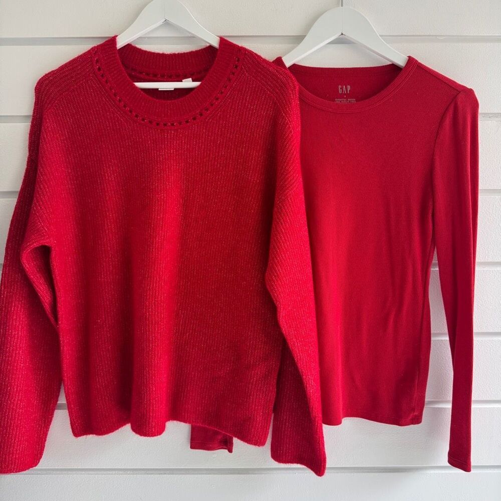Gap Women's Forever Cozy Relaxed Ribbed Sweater & Long Sleeve Ribbed Tee Small